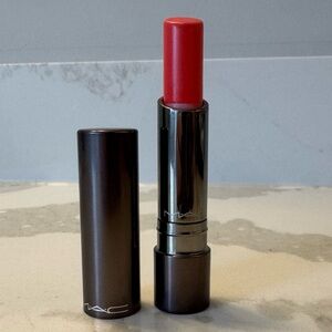 MAC Fashion Force Huggable Lipcolour Lipstick Coral